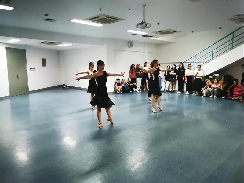 xc体育客户端